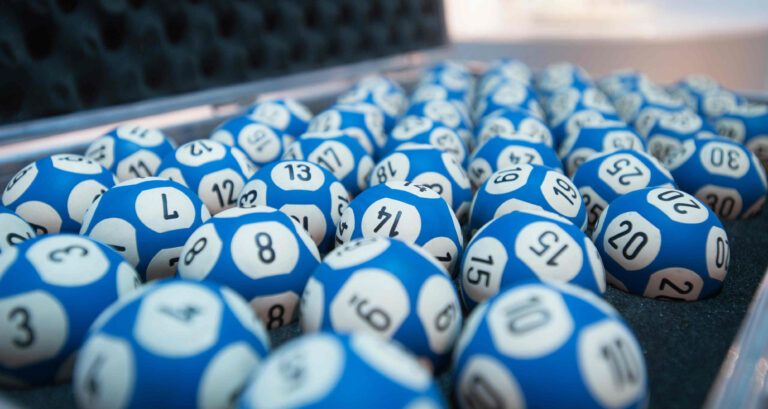 Numerele câștigătoare la Loto 6/49, din 13 aprilie 2025