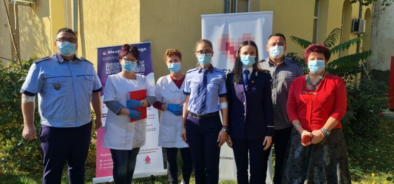 Polițiștii vasluieni au donat sânge pentru bolnavii care au nevoie de transfuzii! Și dvs. puteți ajuta, transmit oamenii legii