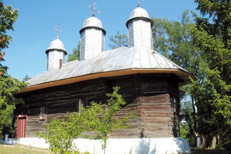 Bisericile de lemn ale județului Vaslui (I) – Biserica filiala “SF. Nicolae din Balica” – Parohia Gologofta, Comuna Ivănești