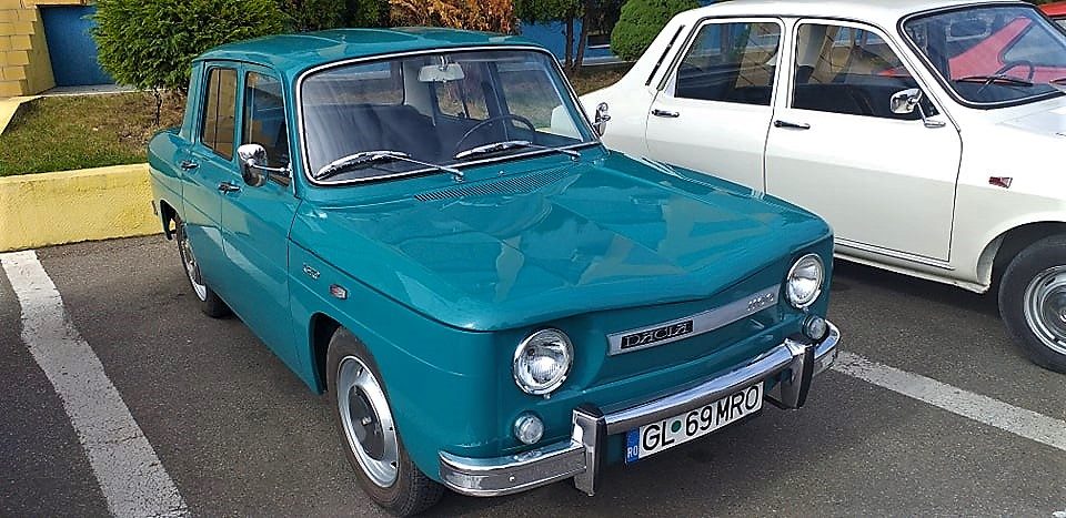 retro mobil 4