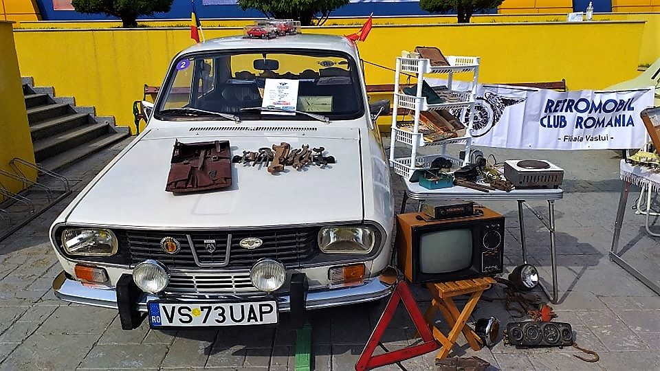 retro mobil 7jpg