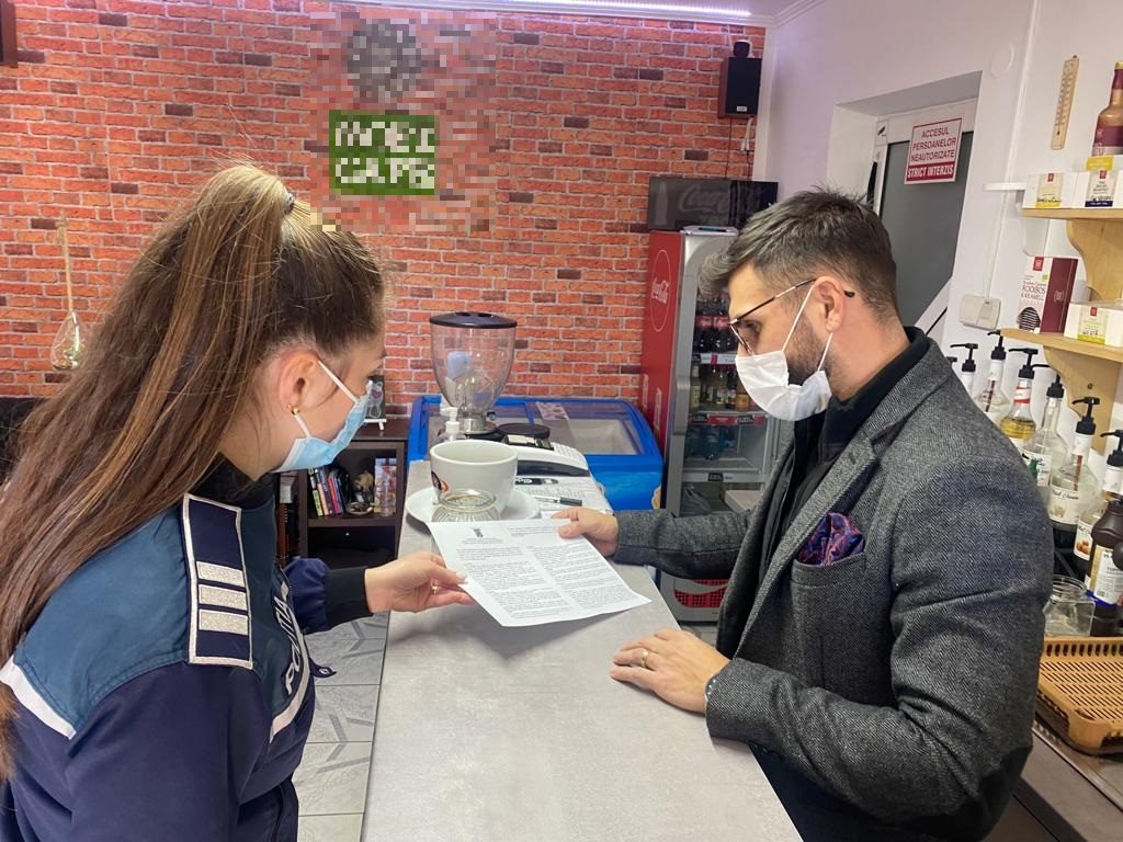 Polițiștii și jandarmii versus vasluienii care nu respectă regulile regulile stării de alertă. Amenzi de peste 22.600 de lei, în 24 de ore! 1 D d 1