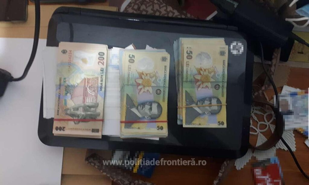 Percheziții domiciliare în trei județe la traficanții de țigări. Zeci de persoane aduse la audieri 2 WhatsApp Image 2021 11 17 at 12.43.45 1