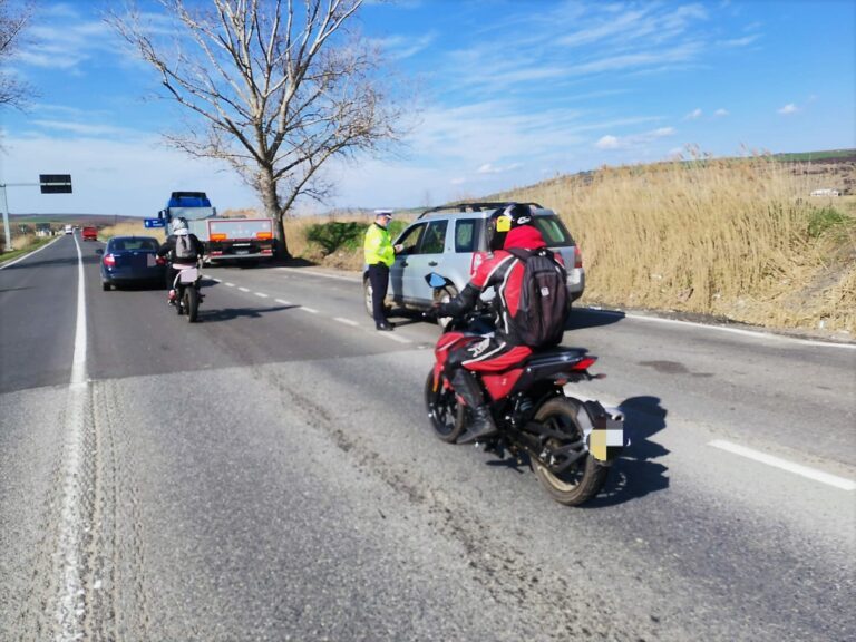 Beat și inconștient! Un șofer din Zorleni a fost dat jos de la volan de Poliția Rutieră, în stare de ebrietate!