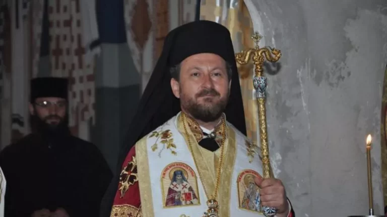 Speranțe spulberate pentru fostul episcop Corneliu Onilă. Înalta Curte a decis continuarea judecății