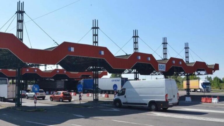 Percheziții la Vama Borș într-un dosar de corupție. La acțiune participă și autoritățile din Ungaria