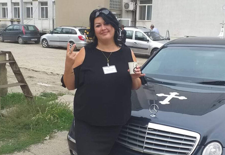 Vasluianca ucisă, cu focuri de arma, de soțul gelos