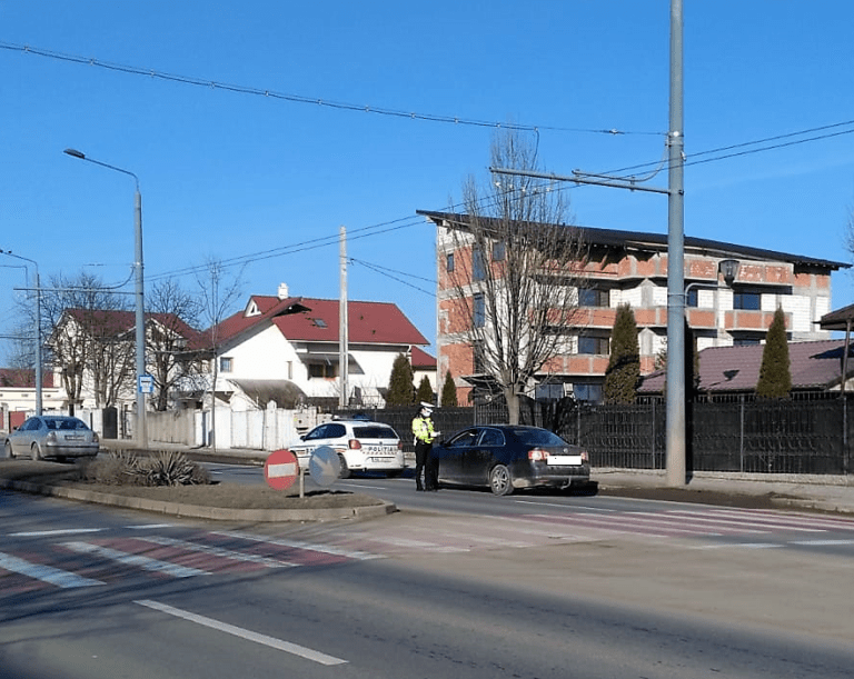 Un vasluian s-a apucat de băut de la prima oră, de Ziua Națională! A ajuns la spital, pentru stabilirea alcoolemiei!