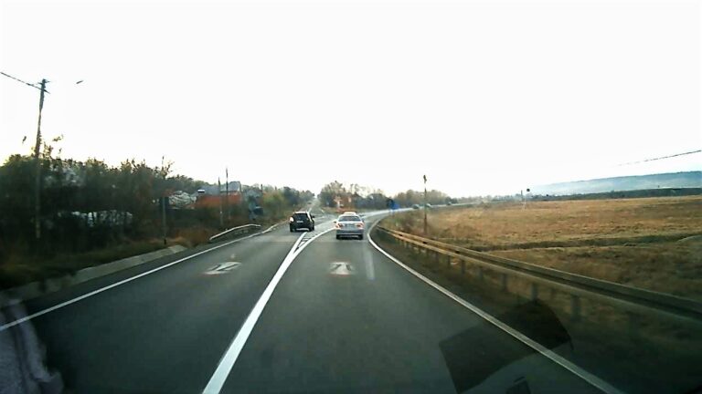 VIDEO Halal depășire pe linie continuă, domnule subprefect Gologan! Ar trebui să predați permisul!