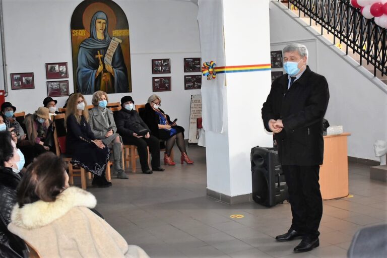 Momente speciale la Școala 1 ”Iorgu Radu”, din municipiul Bârlad! Primarul Boroș și senatorul Bîca, la aniversarea a 100 de ani de existență!