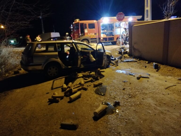 Accident GRAV in Zonă Industrială a Vasluiului! O șoferiță este in stare grava!