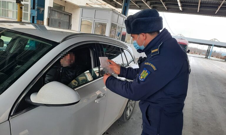 Cetățean moldovean, dorea să ajungă în Italia cu un permis de ședere fals! A plătit 100 de euro pe actul falsificat! Prins la Vama Albița!