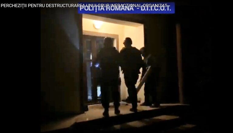 Zeci de percheziții, cu mascați și procurori DIICOT, în județul vecin, Galați! Grupare extrem de periculoasă!