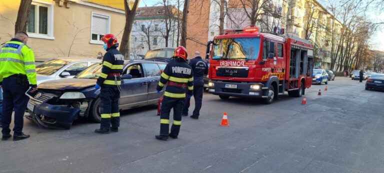 Accident ACUM in Huși! O victima este preluată de Ambulanta!