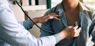 Zeci de medici de familie, trecuți de 70 de ani, profesează în comunele vasluiene
