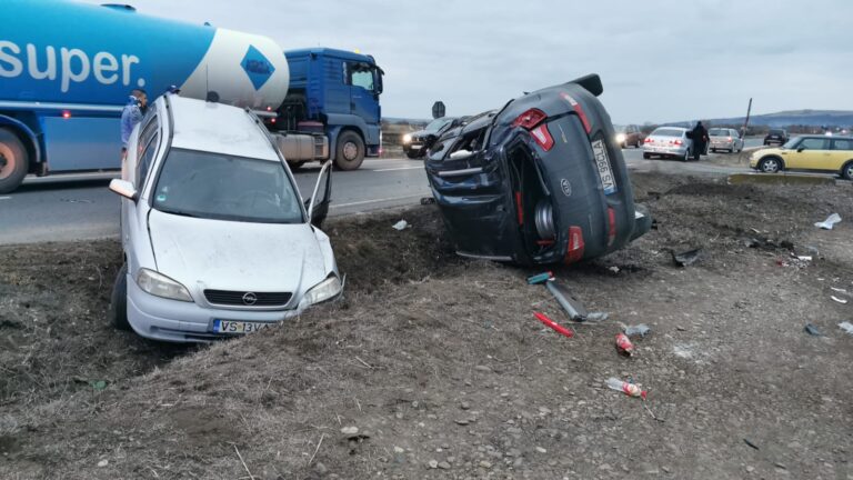 Accident ACUM pe Drumul European 581! Trei victime, conștiente, anunță Ambulanta Vaslui! La un pas de dezastru!