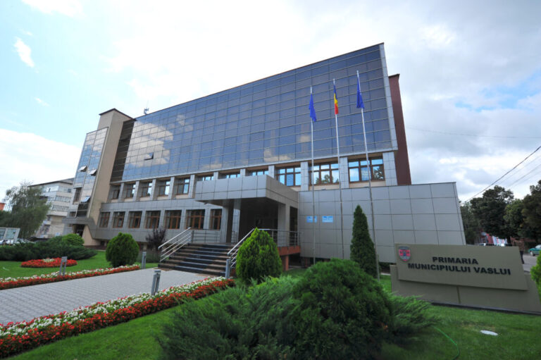 Anunț de ULTIMĂ ORĂ al Primăriei Municipiului Vaslui! A mai rămas o SINGURĂ zi, casieriile vă așteaptă!