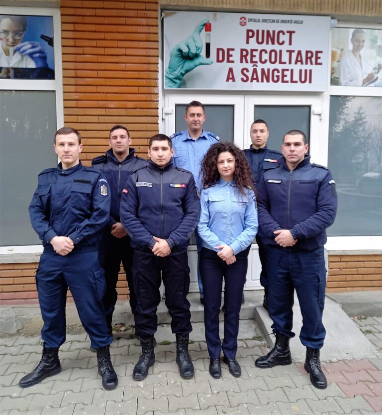 Jandarmii vasluieni au donat sânge, pentru ajutorarea celor care aflați în suferință! Șase elevi ai școlii de subofițeri au donat la Vaslui!