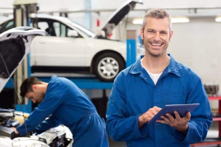 Ești un bun specialist auto și un bun organizator? Radical Grup are o ofertă de nerefuzat!