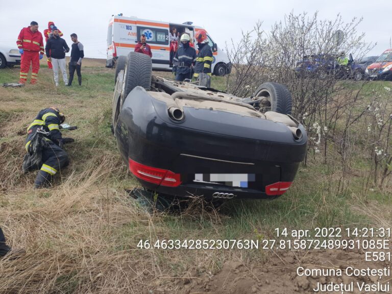 Prăpăd pe DE 581! Inconștiența la volan face victime, doi bolizi de lux au fost distruși după o ciocnire violentă!