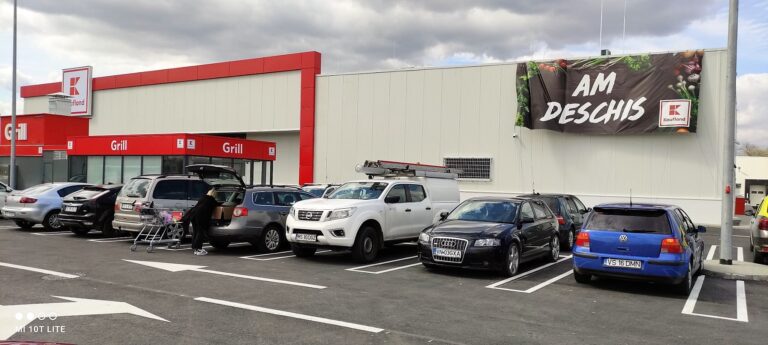 S-a deschis Kaufland Huși, moldovenii de peste Prut sunt așteptați la noul supermarket