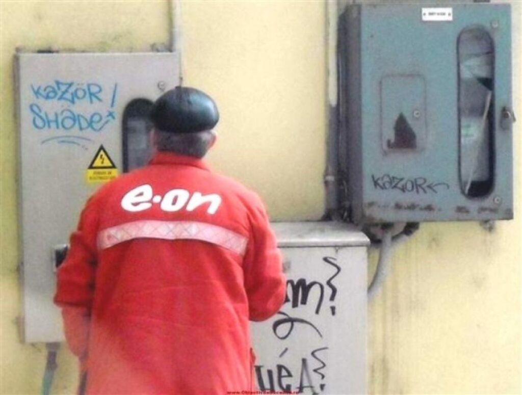 1 e on apel gratuit pentru deranjamente la energia electrica