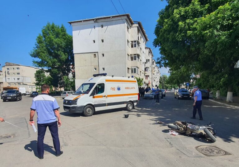 UPDATE Accident Bârlad: Motociclistul implicat în accident și-a revenit, dar este confuz!