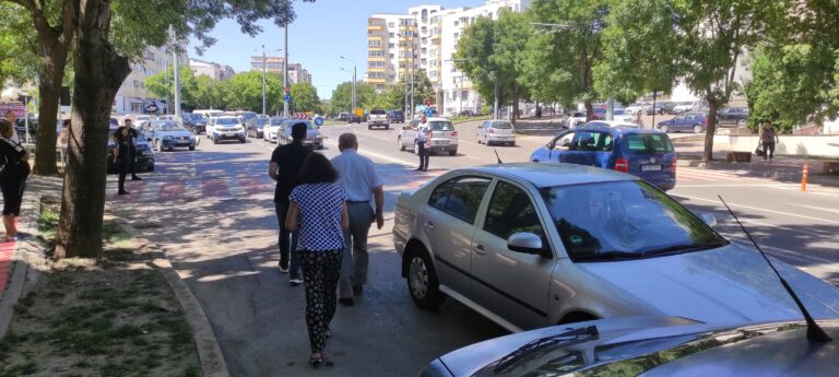 Accident ACUM în Crucea Gării, la Vaslui! O persoană este grav rănită!