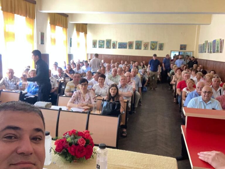 Deputatul Adrian Solomon a fost reconfirmat în funcția de președinte al organizației municipale PSD Bârlad! Succes în noul mandat!