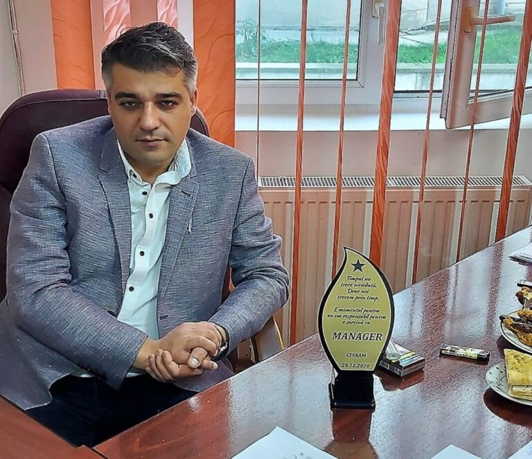 În ciuda dezinformărilor din spațiul public, medicii hușeni fac zid în jurul dr. Popa! ”Nu vrem să plece de la Huși”, susțin medicii de la Spitalul Municipal