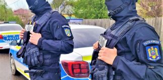 Un bărbat din Negrești a fost săltat de mascați, după ce a pătruns în locuința mamei sale