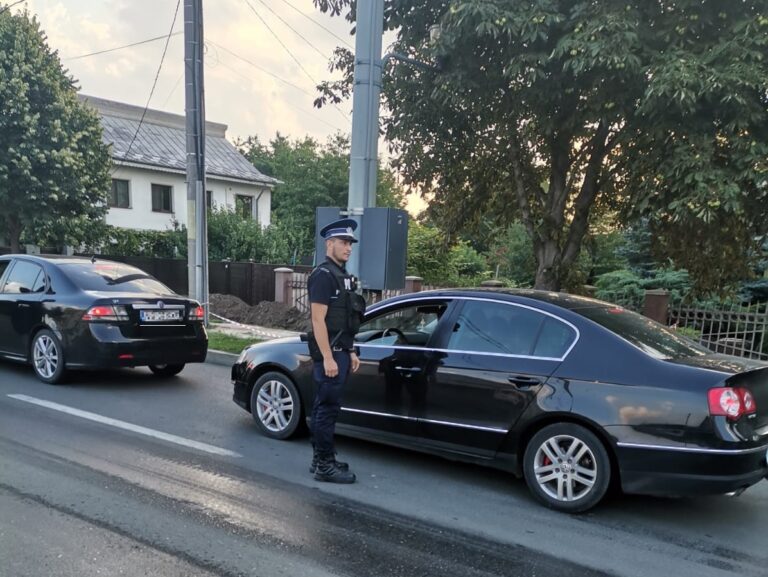 A plouat cu AMENZI în week-end-ul liber de Sf. Maria! Un biciclist a fost depistat beat, de agenții de la Rutieră!