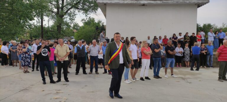 Sâmbătă și duminică, sunteți așteptați la Ziua Recoltei, la Șuletea! Muzică de fanfară, expoziție cu vânzare, parc de distracții pentru copii!