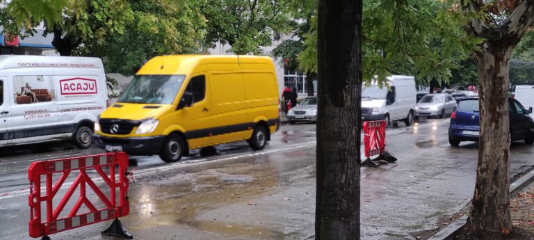 Meteorologii anunță ploi, vânt și grindină peste județul Vaslui si zona Moldovei, in orele următoare! Cod galben până la ora 23.00!