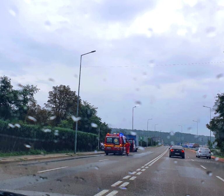 Accident ACUM la intrarea in Vaslui dinspre Bârlad! Echipaj SMURD la fața locului!