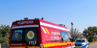 ULTIMA ORĂ Microbuz cu călători răsturnat în șanț, la Vetrișoaia