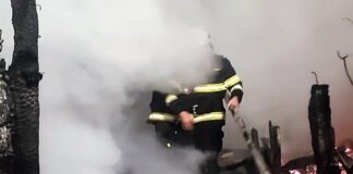 Un coș de fum defect a produs un incendiu la Bârzești, comuna Ștefan cel Mare