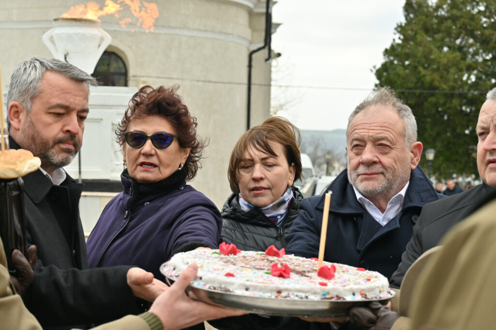 penes curcanu dumitru buzatu 1 1