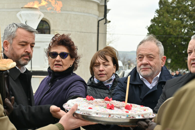 Peneș Curcanul, eroul vasluienilor, omagiat de conducerea CJ Vaslui! ”A participat activ la făurirea statului național unitar”, a spus Dumitru Buzatu, președintele Consiliului Județean