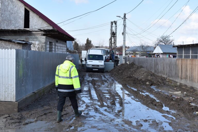 Se încheie coșmarul a mii de locuitori bârlădeni! Iată lista străzilor care vor fi asfaltate, în 2023, sub supravegherea primarului Boroș! Proiectul, marți, la ședința CLM!