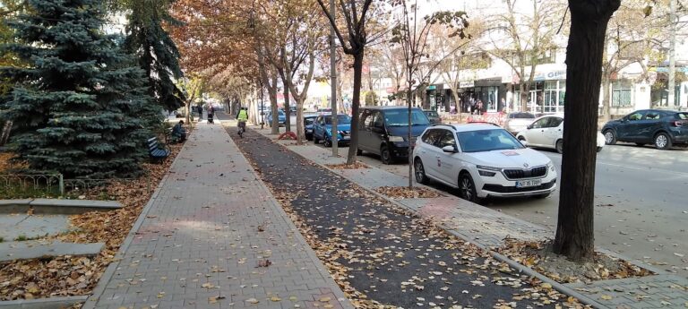 ”Dacă vremea ne va permite, vom lucra pe strada Traian până pe 17 decembrie”, afirmă ing. Ioan Ciomaga, managerul general al Viacons Rutier Huși