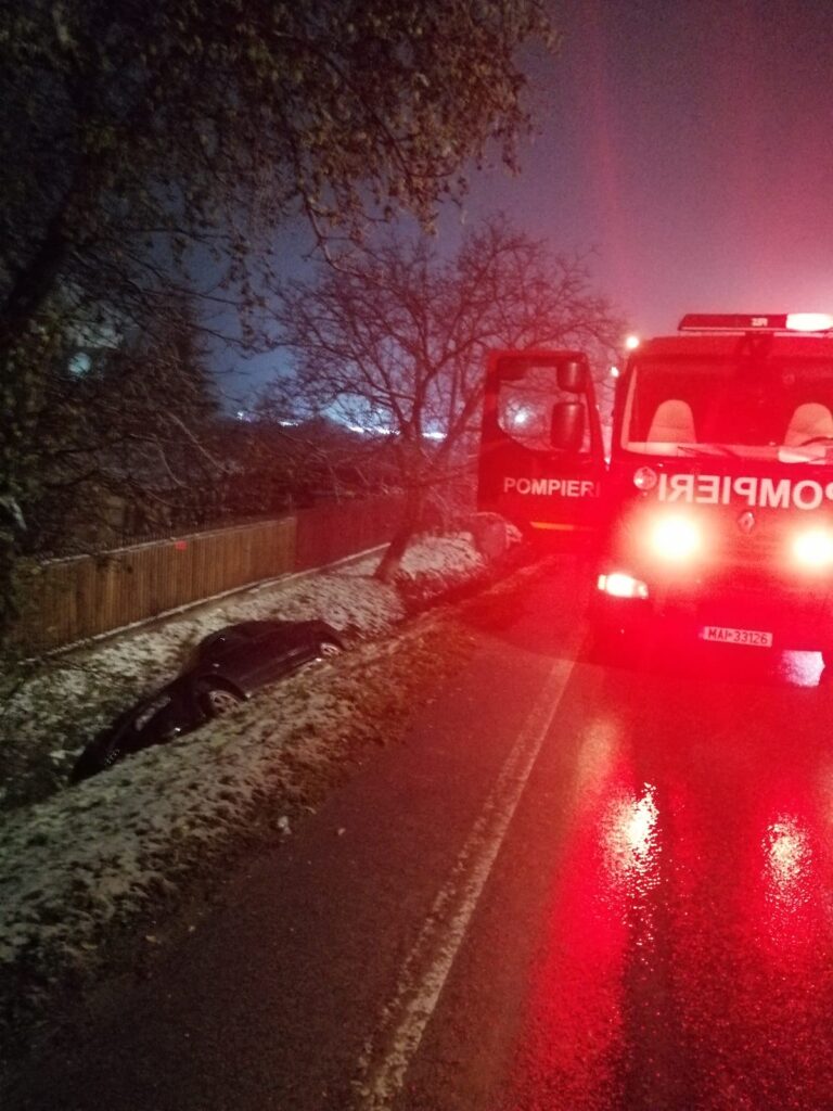 Bolid Audi, făcut praf de un șofer neexperimentat, la ieșirea din Huși spre Crasna 4 accident husi 13