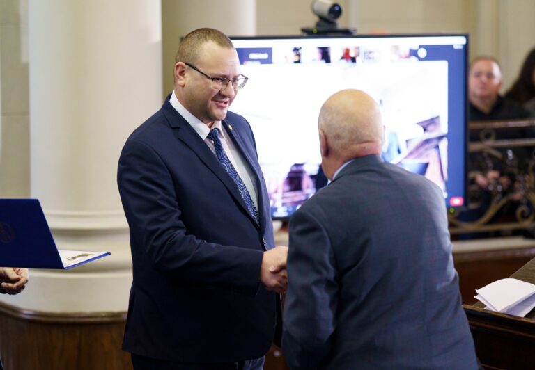 Felicitări, domnule secretar de stat Andrei Alexandru! Un premiu prestigios, din partea Academiei Române!