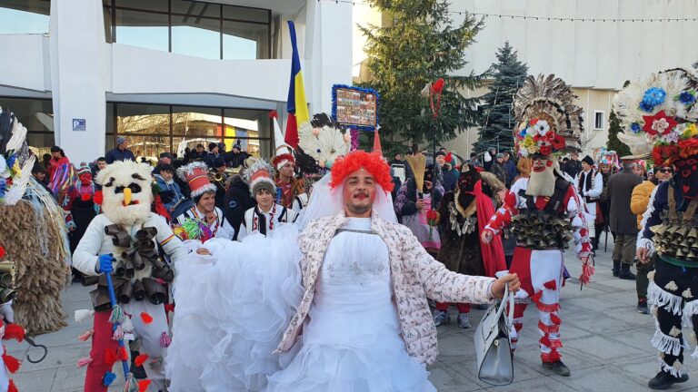 Grupul Safir va susține Festivalul de Datini și Obiceiuri 2023. Este ”Felul de a fi bun” Familia Safir