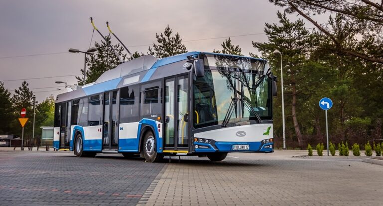 Așa vor arăta noile troleibuze care vor circula prin Vaslui, din 2024, cel mai probabil! Le puteți vedea în trafic și la Milano sau Parma!