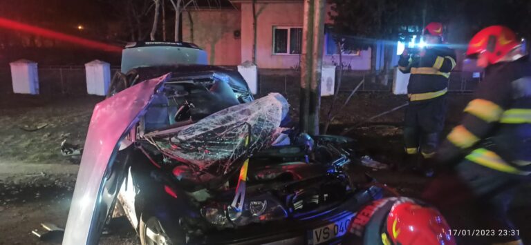 Comunicat IPJ Vaslui: Șoferul de BMW, dar și pasagerul ajuns la spital, implicați în accidentul din fața Stației de Ambulanță Bârlad, erau din Zorleni!