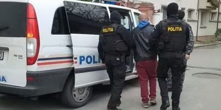 Tânăr din Bunești-Averești, ridicat de polițiști. Va sta un an la pușcărie, după ce a condus fără permis