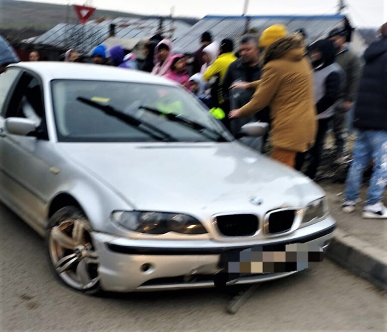 Bârlădeni reținuți în cazul accidentului în care a fost implicat un BMW, duminică după-amiază! Beți, au încercat să fenteze polițiștii!