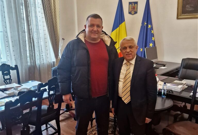 Ciprian Tamaș, primarul comunei Șuletea, revoltat LA MAXIM! ”Străinii vor să nu mai avem porci sau păsări în curțile noastre”, tună edilul! Audiență la ministrul Daea!