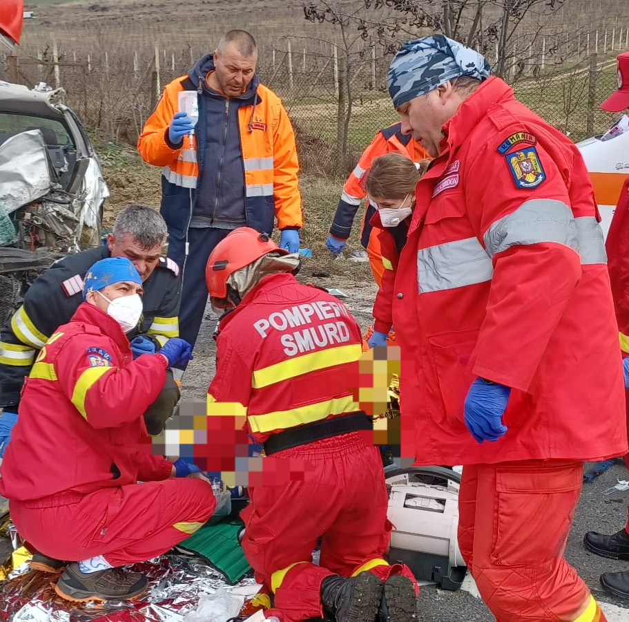 BREAKING NEWS Accident foarte grav la Mărul de Aur, lângă Vaslui, sunt ȘASE victime! UN MORT ȘI CINCI RĂNIȚI GRAV! 2 IMG 20230305 WA0011